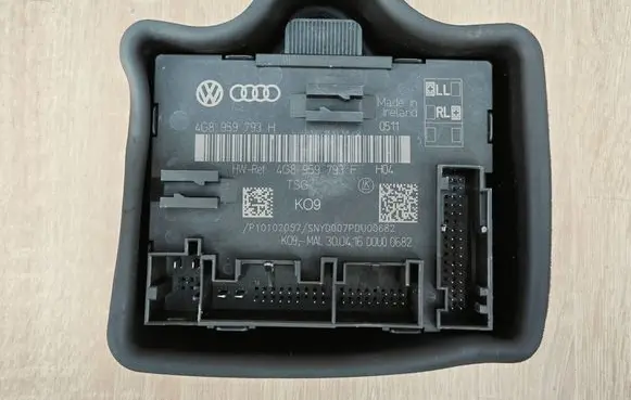 Audi A7 S7 4G Door control unit/module 4G8959793H