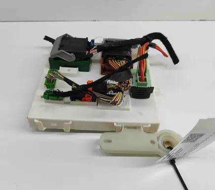 Volvo XC90 Central body control module 32233798AE 32233798