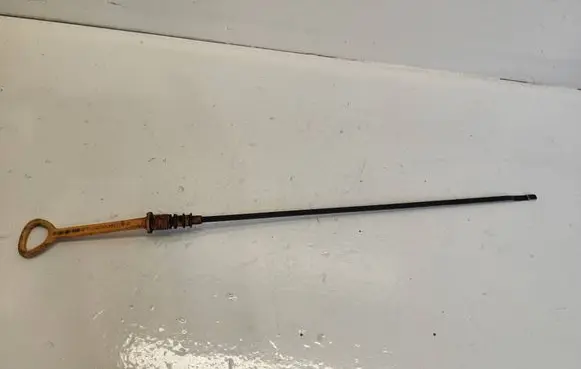 Audi 80 90 S2 B4 Oil level dip stick 028115611D