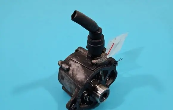 Mercedes-Benz Sprinter W906 Vacuum pump A6512300165 IMPRK1410739
