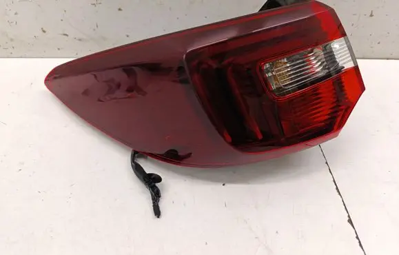 Opel Grandland X Rear/tail lights 9846766880