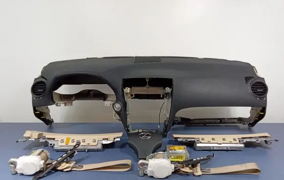 Lexus IS 220D-250-350 Dashboard