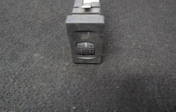 Volkswagen PASSAT B5 Seat heating switch 3b0963564c