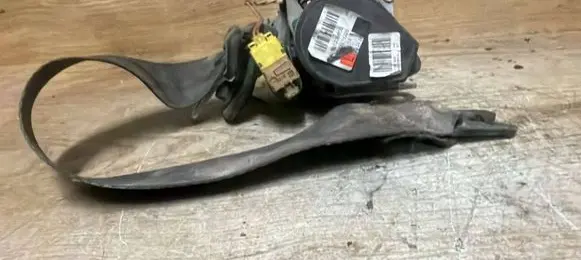 Volvo XC90 Third row seat belt 30738607