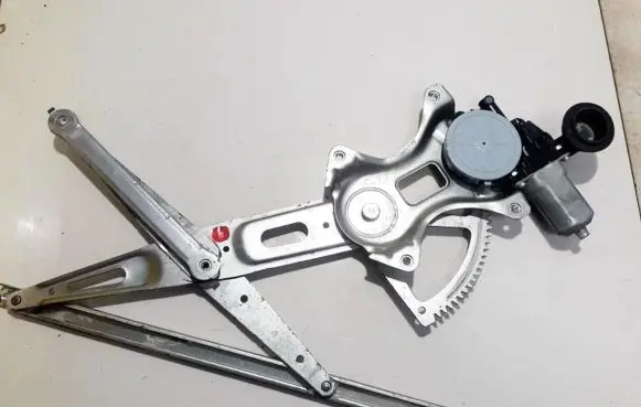 Toyota Prius (XW20) Sliding door window regulator with motor