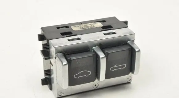 Volvo C70 Sunroof switch 30739682