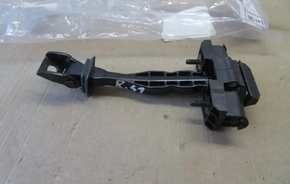 BMW X7 G07 Front door check strap stopper 7431279