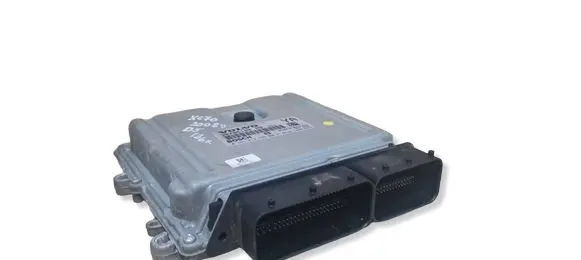 Volvo XC70 Engine control unit/module 30785100AB 0281012765