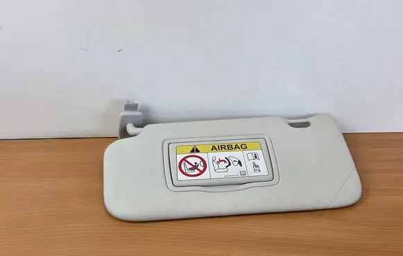Ford Focus Sun visor 