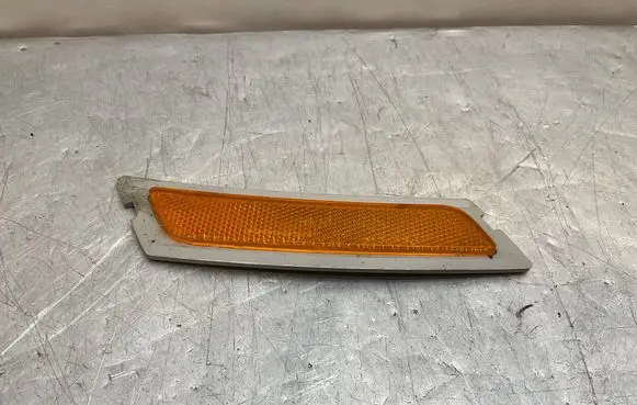 BMW 5 F10 F11 Front reflector 7842959