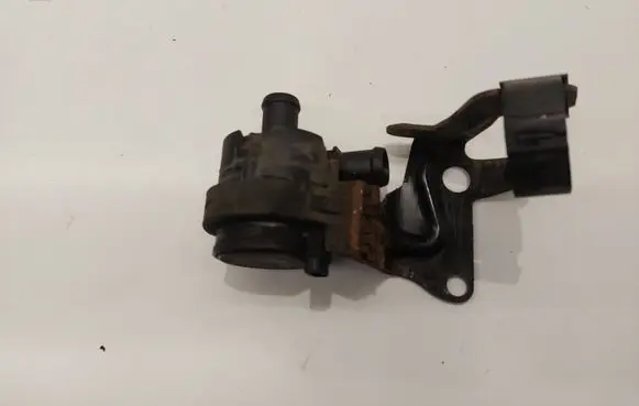 Volkswagen PASSAT B8 Electric auxiliary coolant/water pump 5C0965567