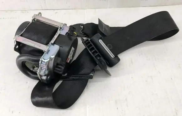 Jaguar F-Pace Front seatbelt 635894000B