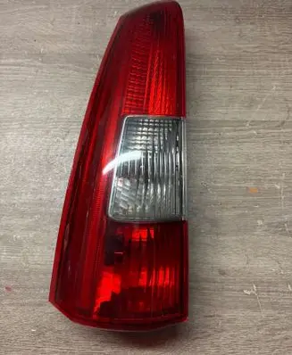 Volvo V70 Rear/tail lights 9154493
