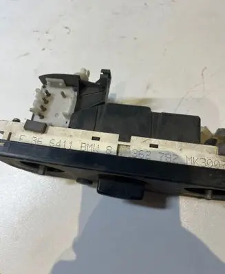 BMW 3 E36 Climate control unit 8362782 36278230 366411