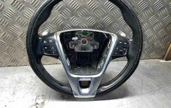 Volvo S60 Steering wheel