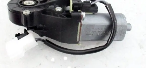 Mercedes-Benz C W204 Seat adjustment motor 0390203367