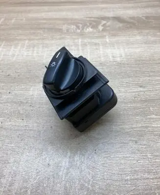 Light switch