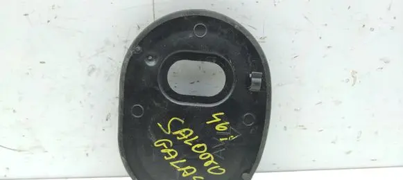 Renault Clio IV Other exterior part 8200302884