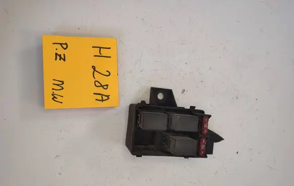 Mitsubishi Galant Other relay MB953382