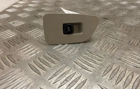 Volvo XC90 Electric window control switch 31376458