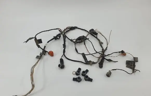 Chrysler Town u0026 Country V Parking sensor (PDC) wiring loom 05113740AD