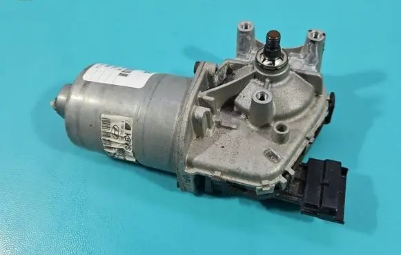 Hyundai Elantra VII Wiper motor 98100AA000 IMPRK1567094