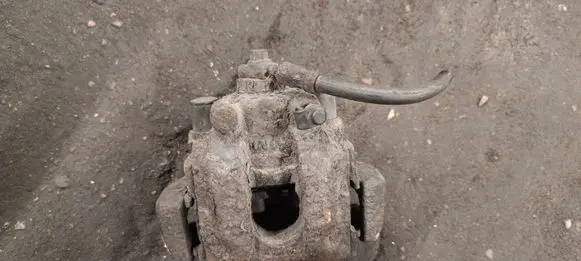 BMW X5 E53 Rear brake caliper