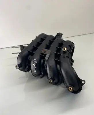 Hyundai i20 (PB PBT) Intake manifold 393002B000 9470930504