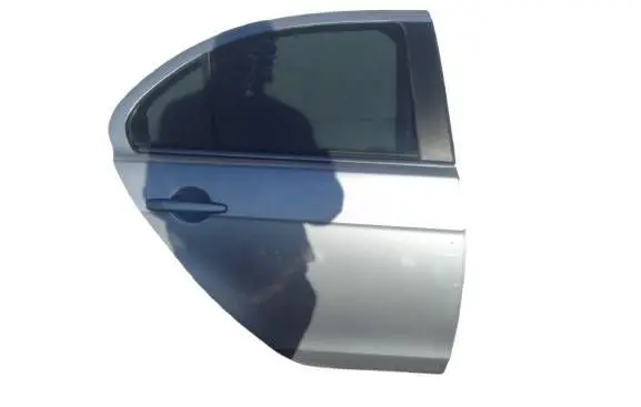 Mitsubishi Lancer VIII Rear door 22R18LANC