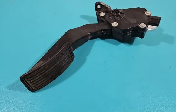 Mazda CX-7 Accelerator throttle pedal K4238-7390 IMPRK1402958