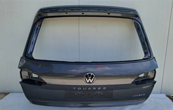 Volkswagen Touareg III Tailgate/trunk/boot lid D400