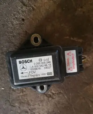 Mercedes-Benz E W211 ESP acceleration yaw rate sensor 0265005246