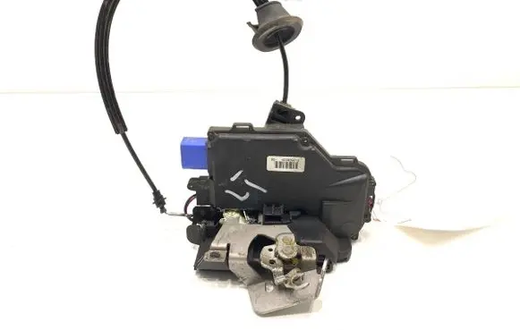 Audi A8 S8 D3 4E Rear door lock 4E0839015