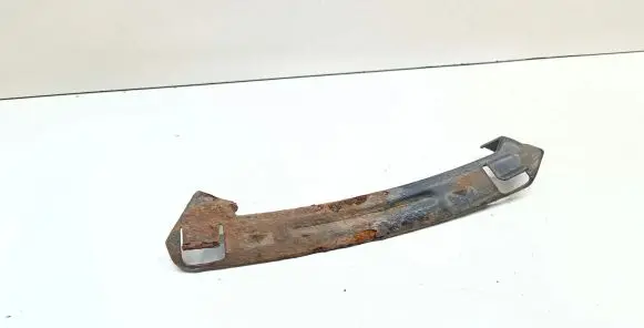 Hyundai Santa Fe Fender mounting bracket