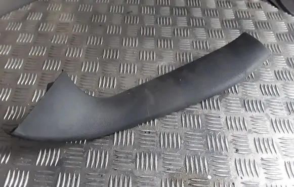 Renault Laguna III Other trunk/boot trim element 909020003R
