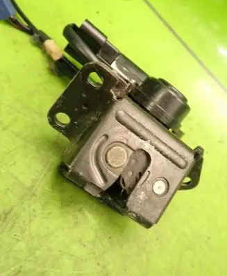 Toyota Corolla E120 E130 Tailgate/trunk/boot lock/catch/latch 