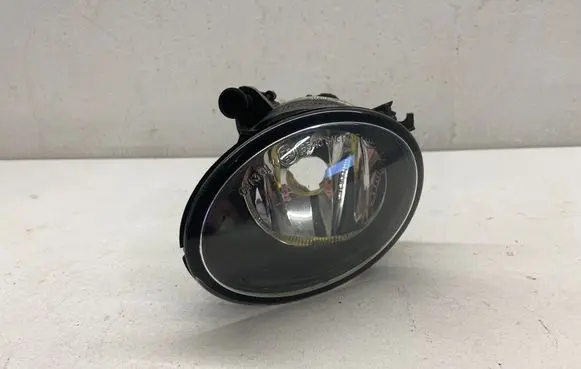 Mercedes-Benz Sprinter W907 W910 Front fog light A9109062500 3202001556