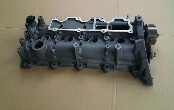 Jaguar XE Other cylinder head part G4D36J011BB