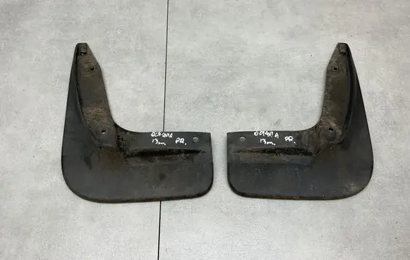 Skoda Octavia Mk3 (5E) Front mudguard 5E0075111