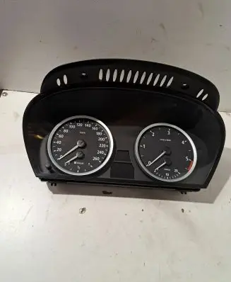 BMW 5 E60 E61 Speedometer (instrument cluster) 9999169T9 A2C53020569