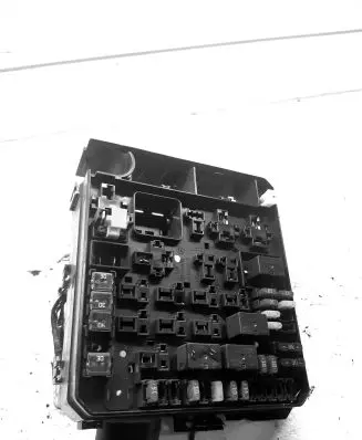 Mitsubishi Outlander Fuse module PA66PPE