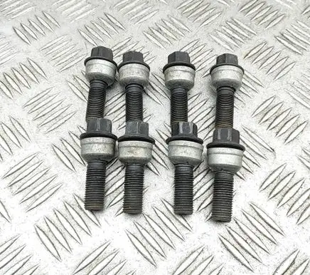 Porsche Taycan 9J1 Nuts/bolts WHT010066