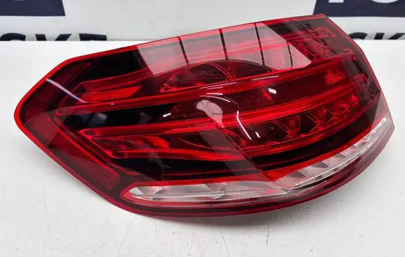 Rear/tail lights