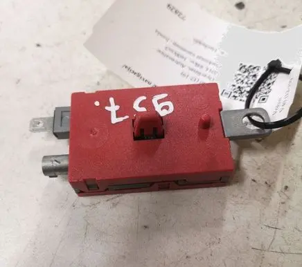 Volvo V40 Aerial antenna amplifier 7CP118C847EA