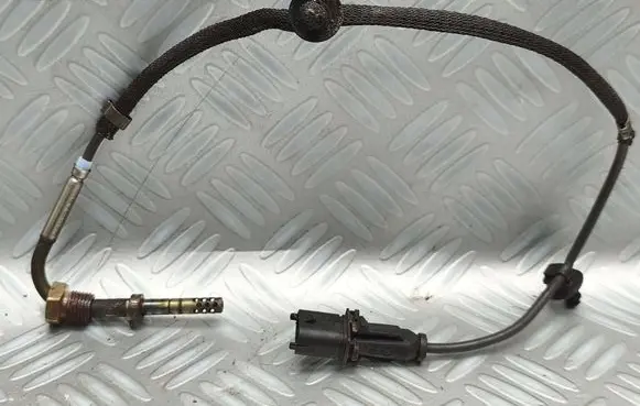 Opel Zafira C Exhaust gas temperature sensor 55596171
