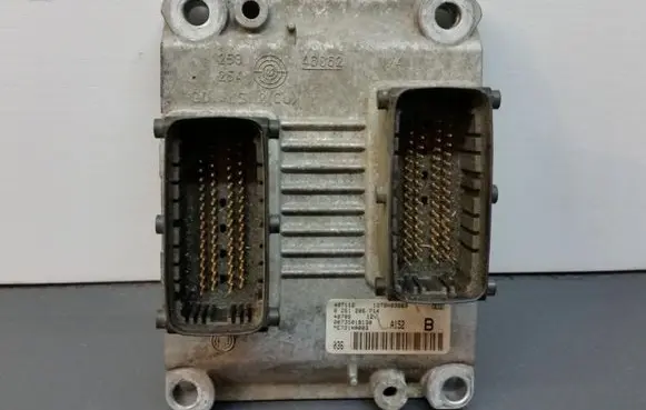 Alfa Romeo 147 Engine control unit/module 0261206714