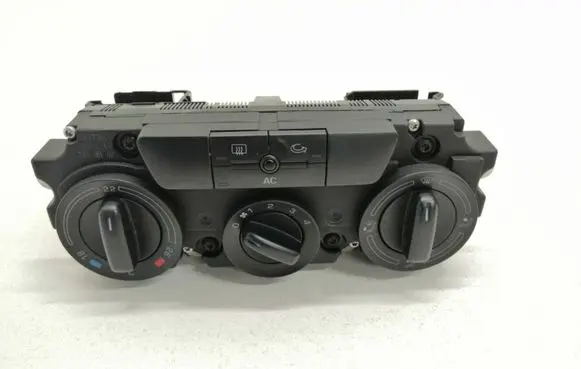 Skoda Octavia Mk2 (1Z) Climate control unit 74358110