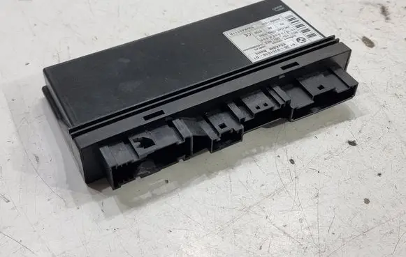 BMW 5 E60 E61 Central body control module 61359151516