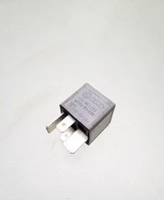 Audi A6 S6 C5 4B Other relay 8D0951253 370