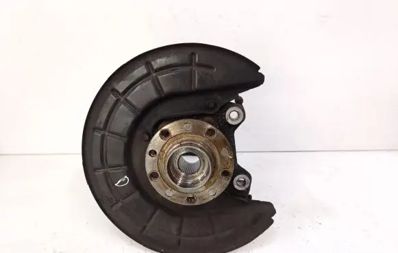 Jeep Cherokee Rear wheel hub